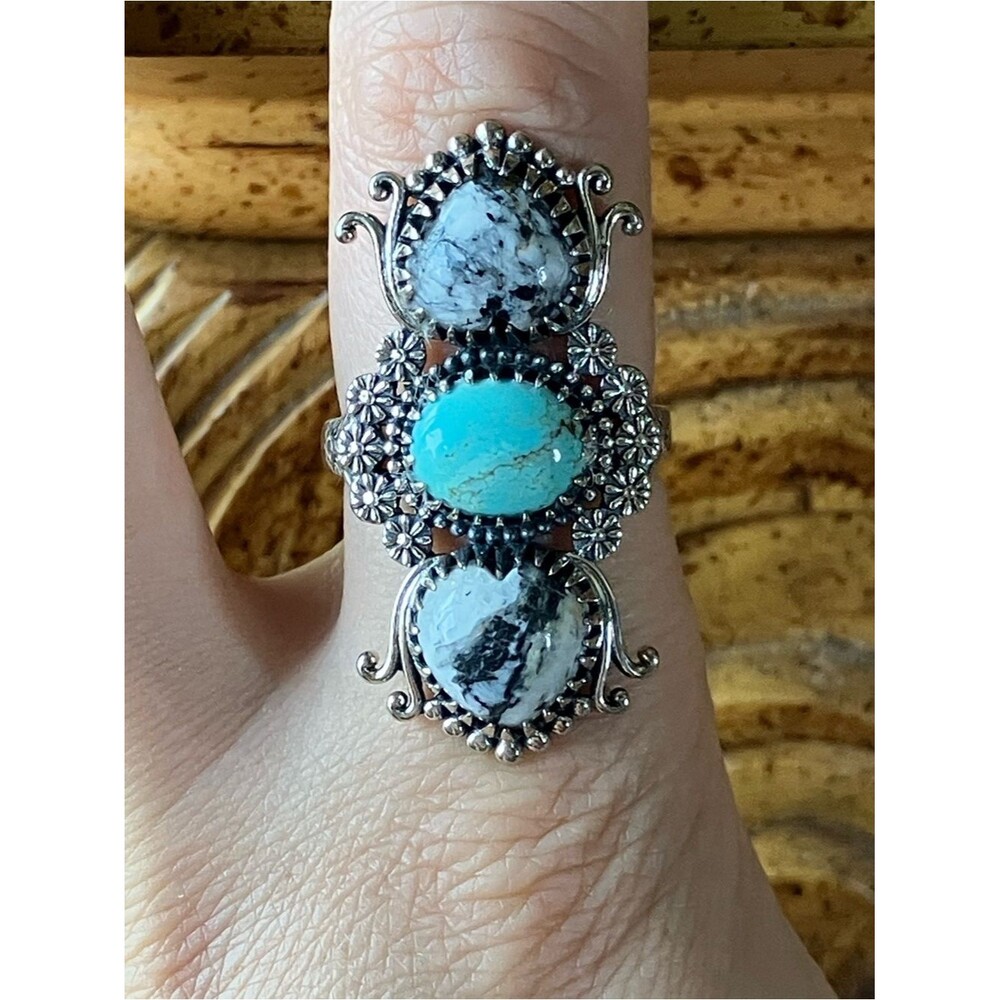 White Buffalo Nevada Turquoise Heart Ring Discounted Size 8
